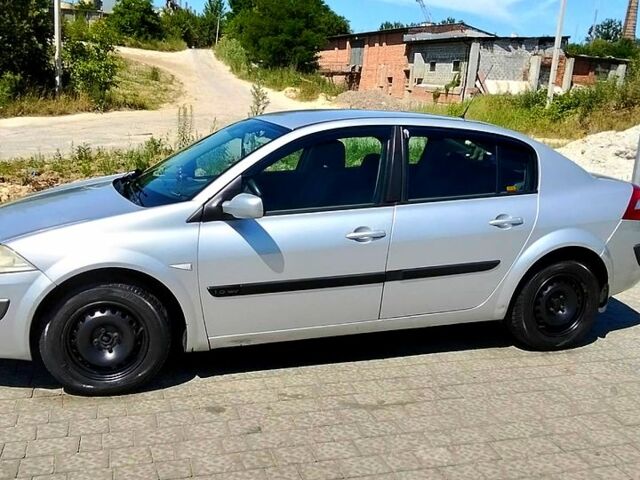 Сірий Рено Меган, об'ємом двигуна 1.6 л та пробігом 276 тис. км за 4000 $, фото 1 на Automoto.ua