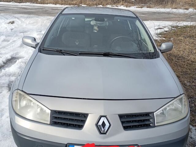 Серый Рено Меган, объемом двигателя 1.6 л и пробегом 267 тыс. км за 5200 $, фото 1 на Automoto.ua