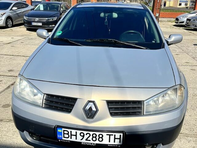 Серый Рено Меган, объемом двигателя 1.9 л и пробегом 197 тыс. км за 4600 $, фото 1 на Automoto.ua