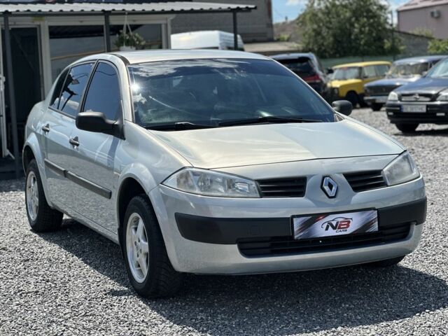 Сірий Рено Меган, об'ємом двигуна 1.4 л та пробігом 224 тис. км за 3900 $, фото 1 на Automoto.ua