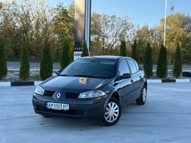 Сірий Рено Меган, об'ємом двигуна 1.6 л та пробігом 230 тис. км за 3200 $, фото 1 на Automoto.ua