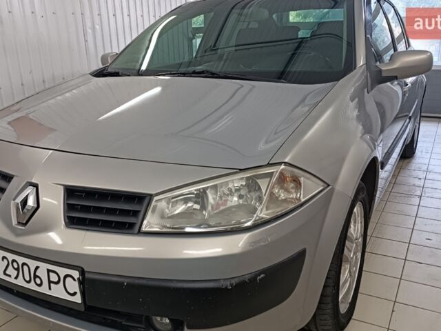 Сірий Рено Меган, об'ємом двигуна 1.6 л та пробігом 213 тис. км за 4700 $, фото 1 на Automoto.ua