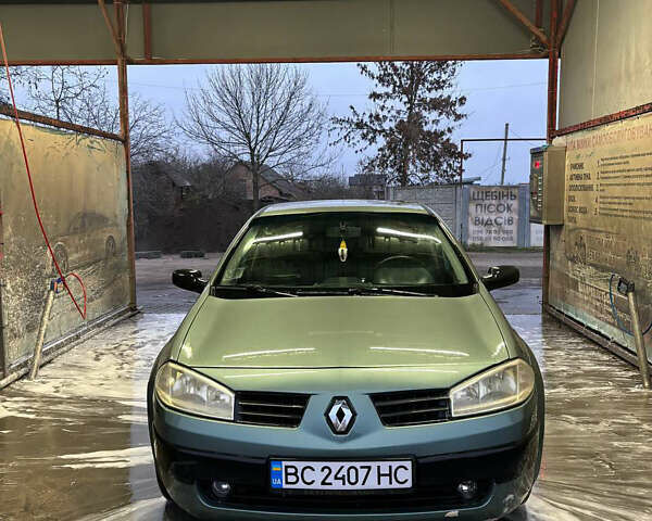 Серый Рено Меган, объемом двигателя 1.39 л и пробегом 263 тыс. км за 3550 $, фото 1 на Automoto.ua