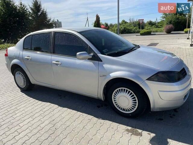 Сірий Рено Меган, об'ємом двигуна 1.5 л та пробігом 391 тис. км за 4900 $, фото 1 на Automoto.ua