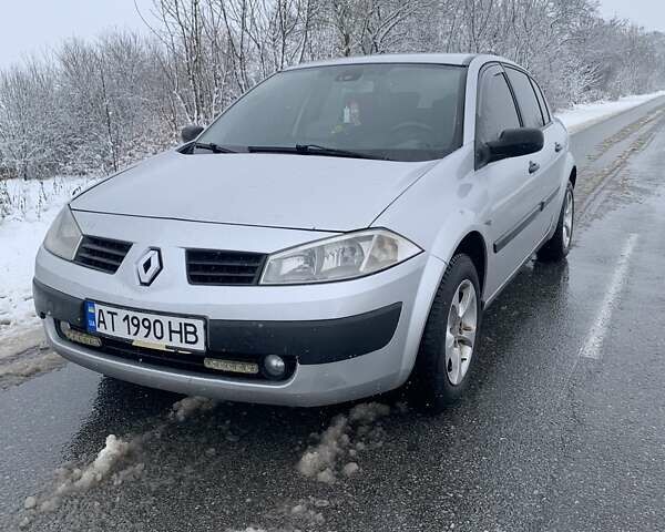 Серый Рено Меган, объемом двигателя 1.6 л и пробегом 180 тыс. км за 3650 $, фото 1 на Automoto.ua