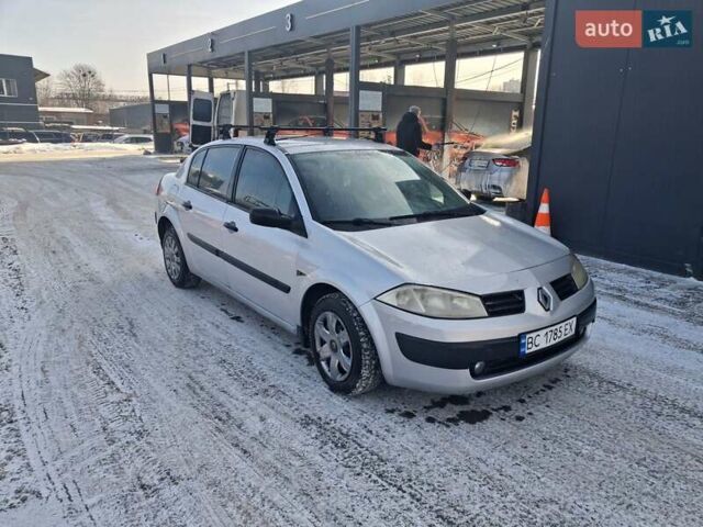 Серый Рено Меган, объемом двигателя 1.39 л и пробегом 240 тыс. км за 2699 $, фото 1 на Automoto.ua