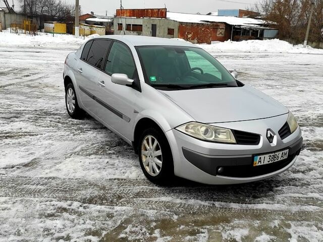 Сірий Рено Меган, об'ємом двигуна 1.6 л та пробігом 245 тис. км за 5500 $, фото 1 на Automoto.ua