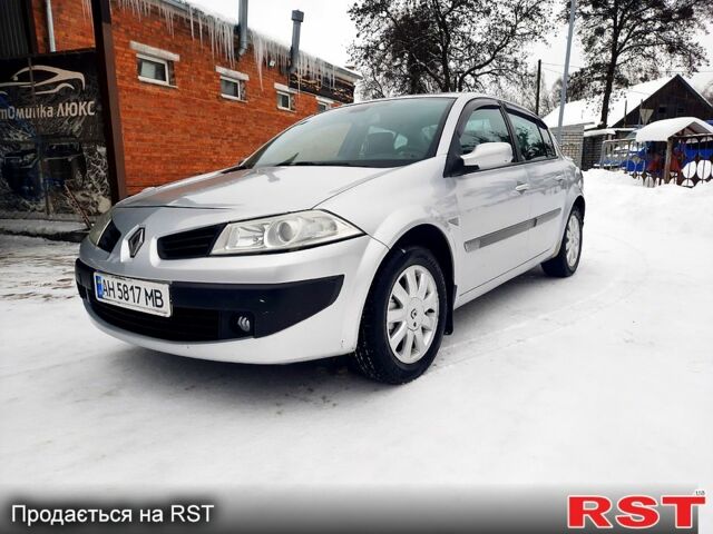 Сірий Рено Меган, об'ємом двигуна 1.6 л та пробігом 220 тис. км за 3999 $, фото 1 на Automoto.ua