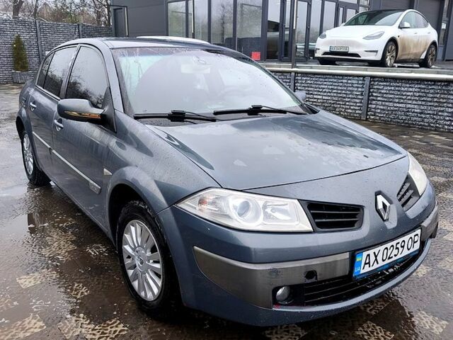 Сірий Рено Меган, об'ємом двигуна 1.6 л та пробігом 240 тис. км за 5000 $, фото 1 на Automoto.ua