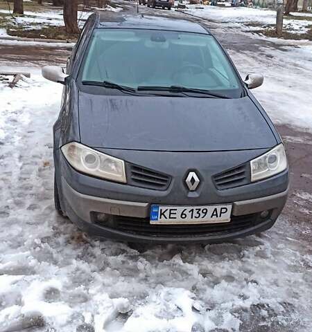 Серый Рено Меган, объемом двигателя 1.6 л и пробегом 285 тыс. км за 5450 $, фото 1 на Automoto.ua