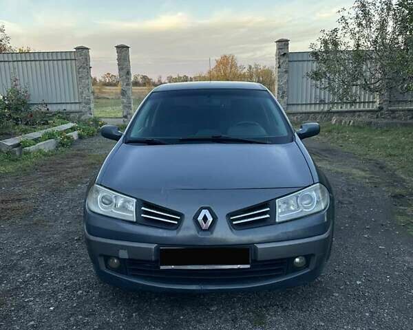 Серый Рено Меган, объемом двигателя 1.39 л и пробегом 262 тыс. км за 3700 $, фото 1 на Automoto.ua