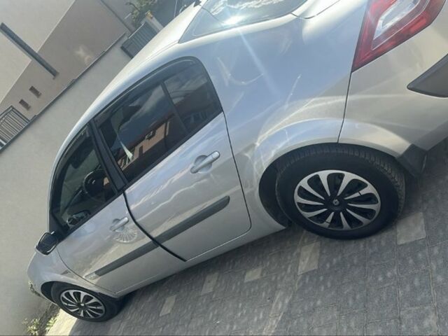Сірий Рено Меган, об'ємом двигуна 0 л та пробігом 320 тис. км за 3403 $, фото 1 на Automoto.ua