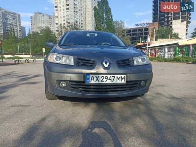Сірий Рено Меган, об'ємом двигуна 1.6 л та пробігом 149 тис. км за 5900 $, фото 1 на Automoto.ua