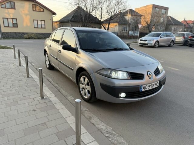 Серый Рено Меган, объемом двигателя 1.6 л и пробегом 260 тыс. км за 3300 $, фото 1 на Automoto.ua