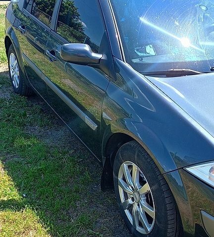 Сірий Рено Меган, об'ємом двигуна 1.4 л та пробігом 124 тис. км за 4100 $, фото 1 на Automoto.ua