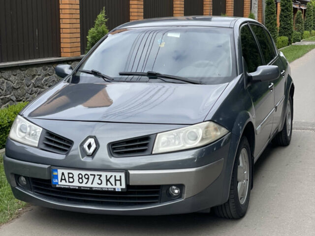 Сірий Рено Меган, об'ємом двигуна 1.4 л та пробігом 200 тис. км за 4400 $, фото 1 на Automoto.ua