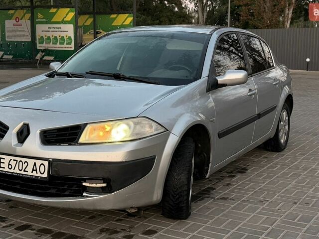 Сірий Рено Меган, об'ємом двигуна 1.39 л та пробігом 399 тис. км за 3100 $, фото 1 на Automoto.ua