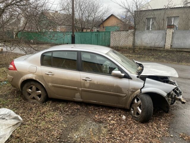 Серый Рено Меган, объемом двигателя 1.4 л и пробегом 200 тыс. км за 971 $, фото 1 на Automoto.ua