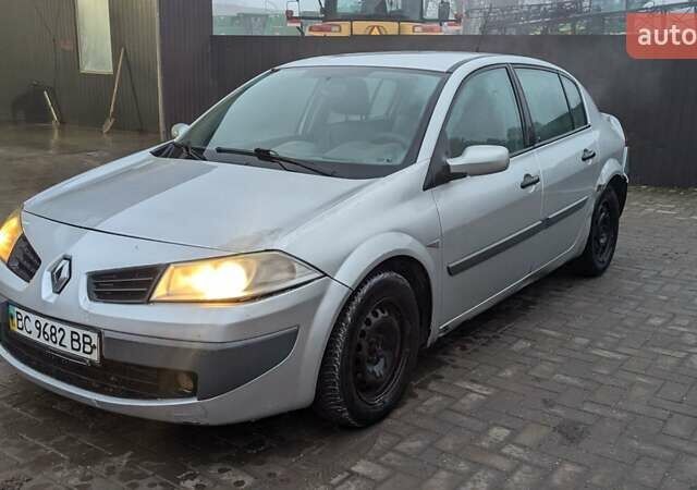 Серый Рено Меган, объемом двигателя 1.39 л и пробегом 189 тыс. км за 2350 $, фото 1 на Automoto.ua