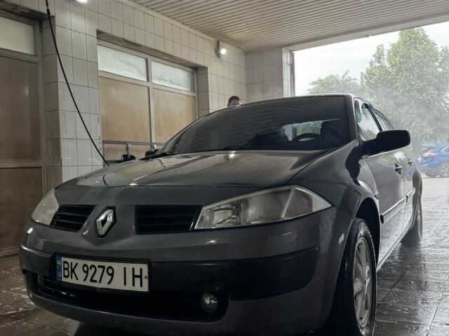Сірий Рено Меган, об'ємом двигуна 1.4 л та пробігом 390 тис. км за 4300 $, фото 1 на Automoto.ua