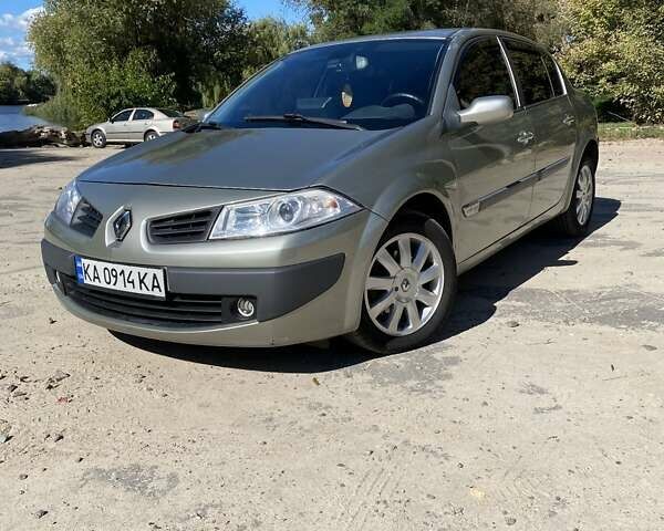Сірий Рено Меган, об'ємом двигуна 1.6 л та пробігом 284 тис. км за 5000 $, фото 1 на Automoto.ua