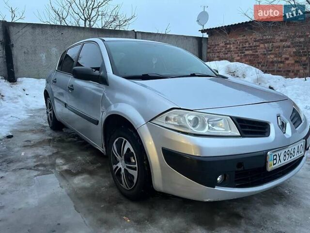 Серый Рено Меган, объемом двигателя 1.4 л и пробегом 300 тыс. км за 2899 $, фото 1 на Automoto.ua