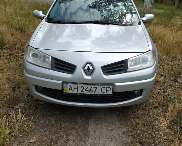 Сірий Рено Меган, об'ємом двигуна 1.6 л та пробігом 291 тис. км за 5400 $, фото 1 на Automoto.ua