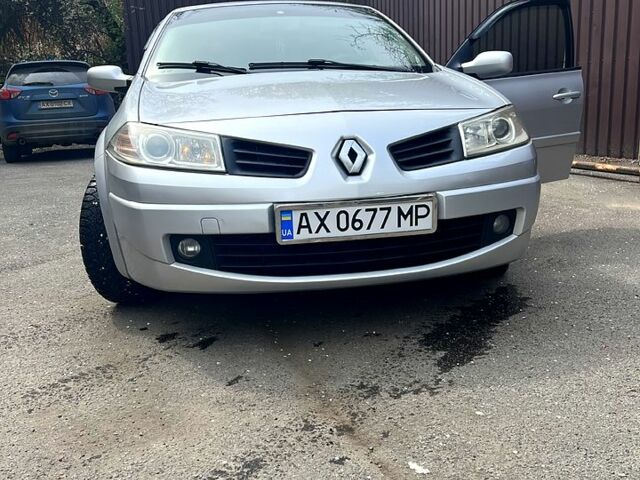 Серый Рено Меган, объемом двигателя 1.6 л и пробегом 0 тыс. км за 4600 $, фото 1 на Automoto.ua
