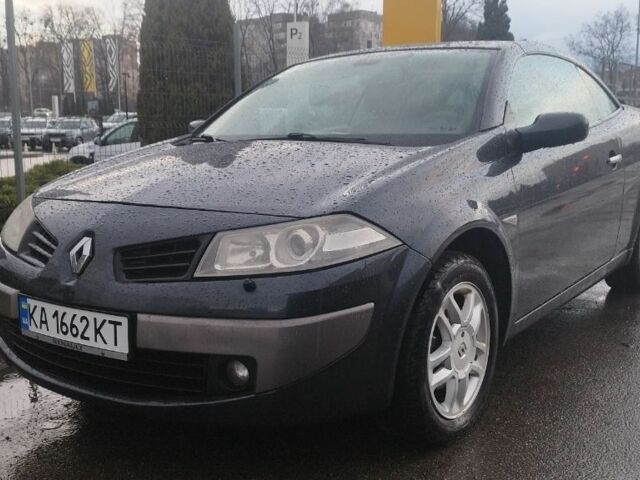 Серый Рено Меган, объемом двигателя 1.6 л и пробегом 206 тыс. км за 4900 $, фото 1 на Automoto.ua