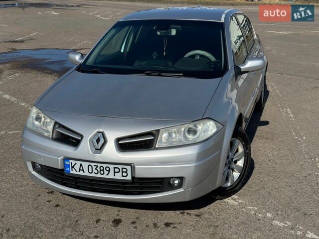 Сірий Рено Меган, об'ємом двигуна 1.6 л та пробігом 367 тис. км за 4700 $, фото 1 на Automoto.ua