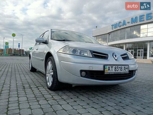 Серый Рено Меган, объемом двигателя 1.5 л и пробегом 323 тыс. км за 4100 $, фото 1 на Automoto.ua