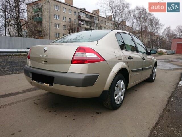 Серый Рено Меган, объемом двигателя 1.4 л и пробегом 175 тыс. км за 5300 $, фото 1 на Automoto.ua