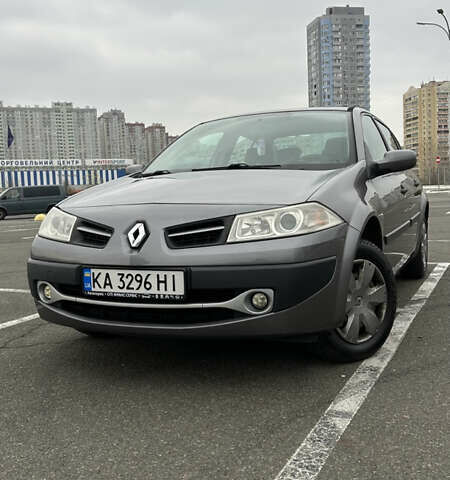 Сірий Рено Меган, об'ємом двигуна 1.39 л та пробігом 265 тис. км за 4200 $, фото 1 на Automoto.ua