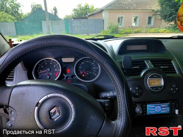 Сірий Рено Меган, об'ємом двигуна 1.6 л та пробігом 220 тис. км за 4500 $, фото 1 на Automoto.ua