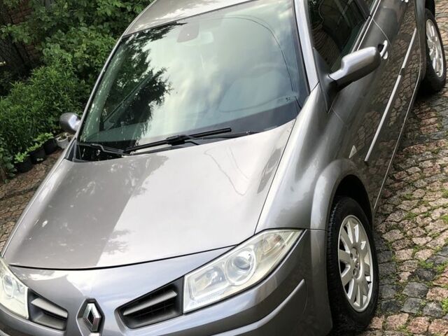 Серый Рено Меган, объемом двигателя 1.5 л и пробегом 215 тыс. км за 5200 $, фото 1 на Automoto.ua