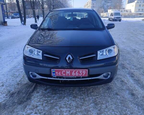 Серый Рено Меган, объемом двигателя 1.6 л и пробегом 158 тыс. км за 5900 $, фото 1 на Automoto.ua