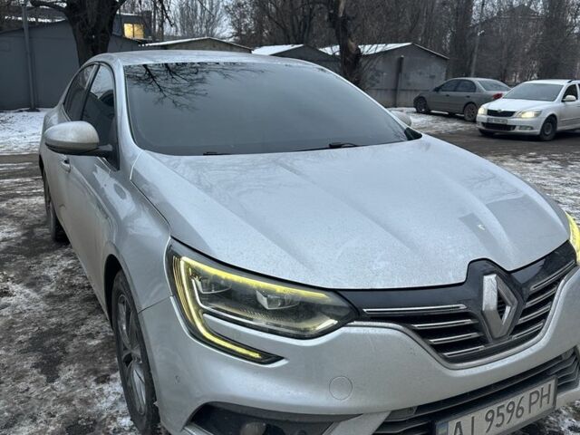 Серый Рено Меган, объемом двигателя 1.2 л и пробегом 155 тыс. км за 11000 $, фото 1 на Automoto.ua