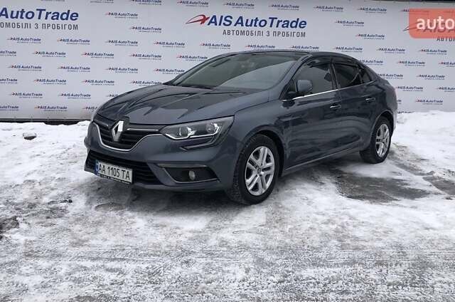 Серый Рено Меган, объемом двигателя 1.46 л и пробегом 196 тыс. км за 11990 $, фото 1 на Automoto.ua