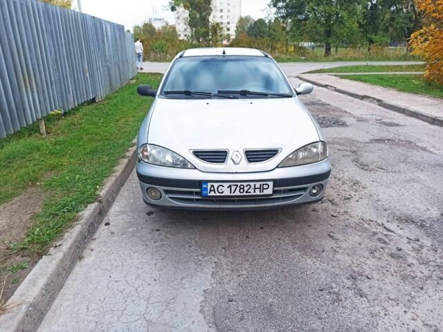 Сірий Рено Меган, об'ємом двигуна 1.9 л та пробігом 365 тис. км за 2400 $, фото 1 на Automoto.ua