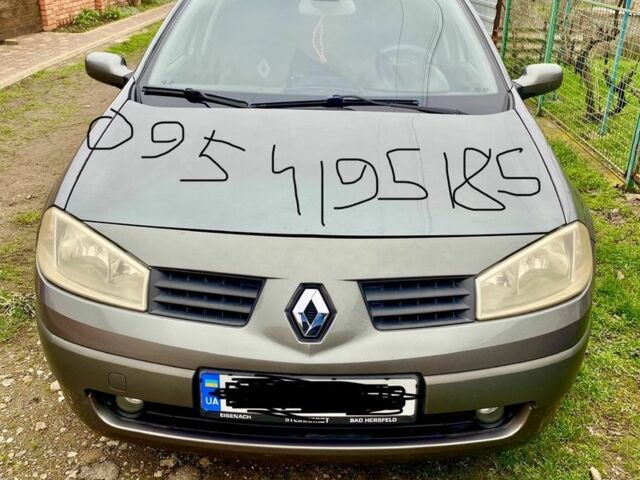 Серый Рено Меган, объемом двигателя 0 л и пробегом 200 тыс. км за 5200 $, фото 1 на Automoto.ua