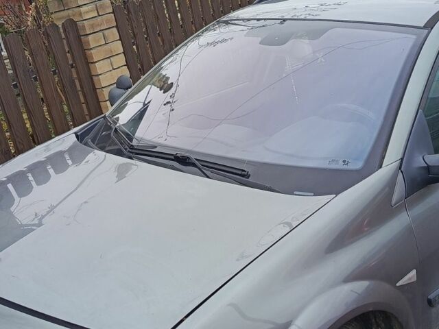 Сірий Рено Меган, об'ємом двигуна 1.6 л та пробігом 307 тис. км за 1800 $, фото 1 на Automoto.ua