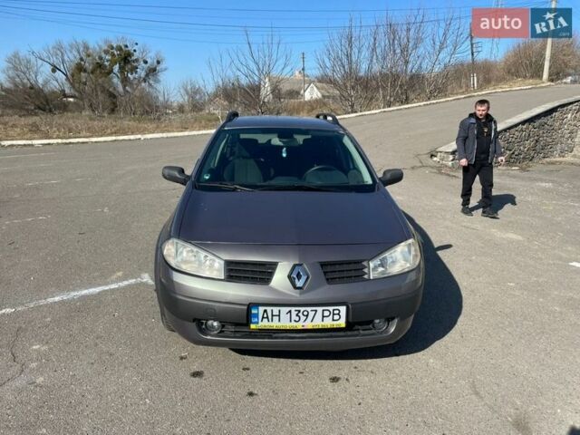 Серый Рено Меган, объемом двигателя 1.6 л и пробегом 210 тыс. км за 4900 $, фото 1 на Automoto.ua