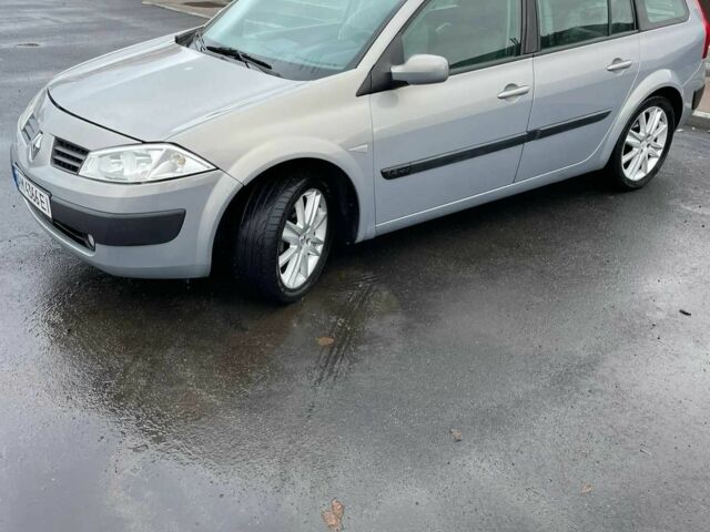 Серый Рено Меган, объемом двигателя 1.4 л и пробегом 204 тыс. км за 3750 $, фото 1 на Automoto.ua