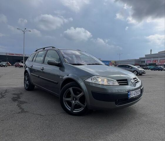 Серый Рено Меган, объемом двигателя 1.4 л и пробегом 180 тыс. км за 4700 $, фото 1 на Automoto.ua