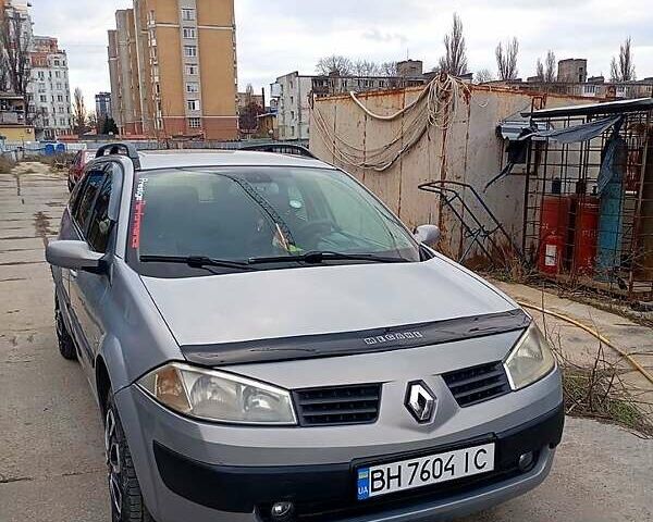 Серый Рено Меган, объемом двигателя 1.5 л и пробегом 297 тыс. км за 4500 $, фото 1 на Automoto.ua