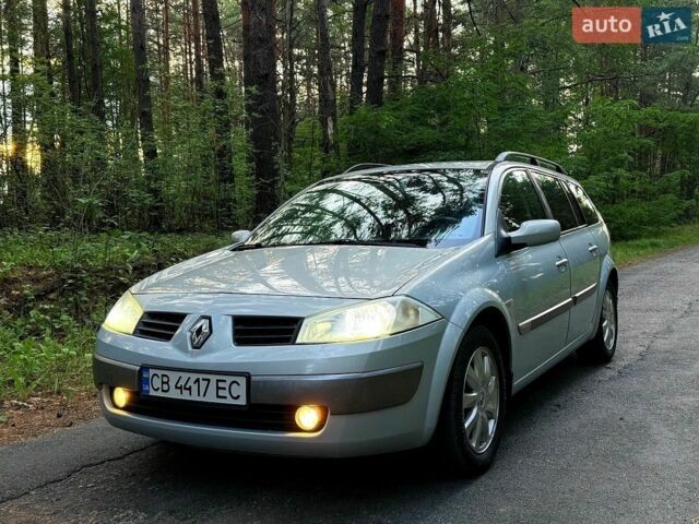 Серый Рено Меган, объемом двигателя 1.6 л и пробегом 226 тыс. км за 5100 $, фото 1 на Automoto.ua