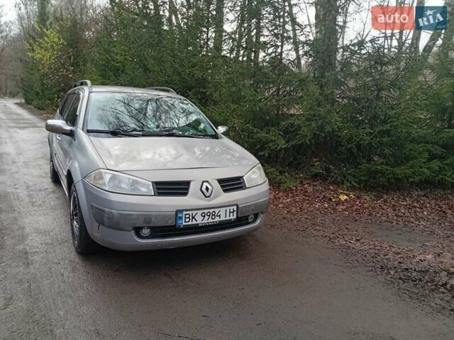 Серый Рено Меган, объемом двигателя 1.5 л и пробегом 275 тыс. км за 4150 $, фото 1 на Automoto.ua