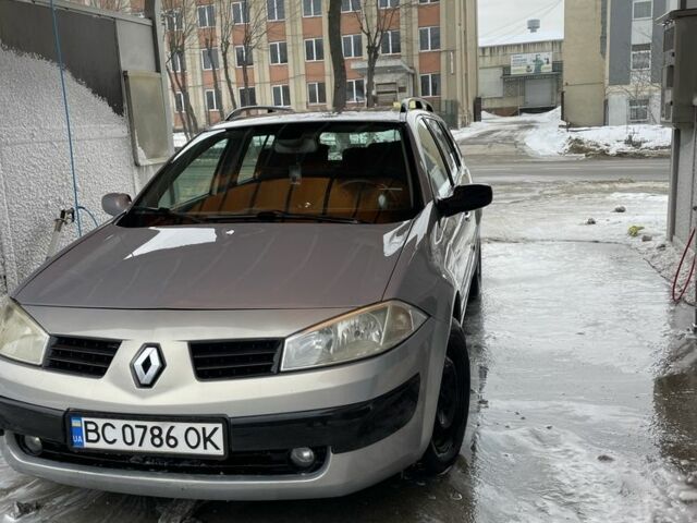 Серый Рено Меган, объемом двигателя 1.6 л и пробегом 432 тыс. км за 3200 $, фото 1 на Automoto.ua