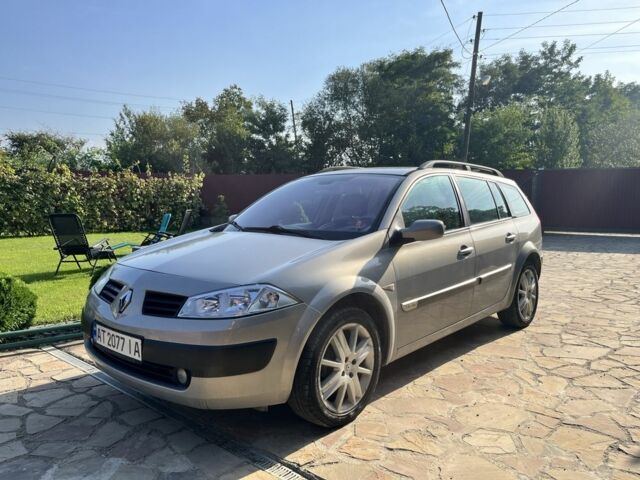 Рено Меган 2004 в Косове на Automoto.ua Серый Рено Меган, объемом двигателя 1.6 л и пробегом 182 тыс. км за 3999 $, фото 1 на Automoto.ua