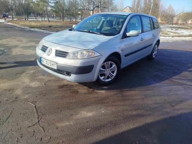 Сірий Рено Меган, об'ємом двигуна 1.6 л та пробігом 218 тис. км за 3200 $, фото 1 на Automoto.ua